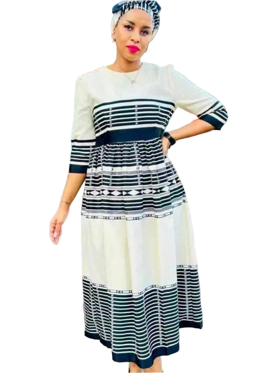 Elegant Traditional Dress With Doek For Cultural Wear