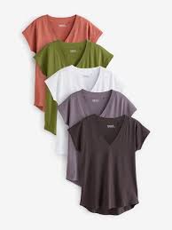 Women's Tops & T-Shirts
