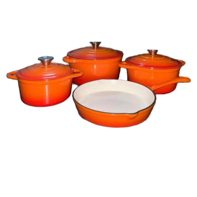 <p><strong>Cookware Range</strong></p>