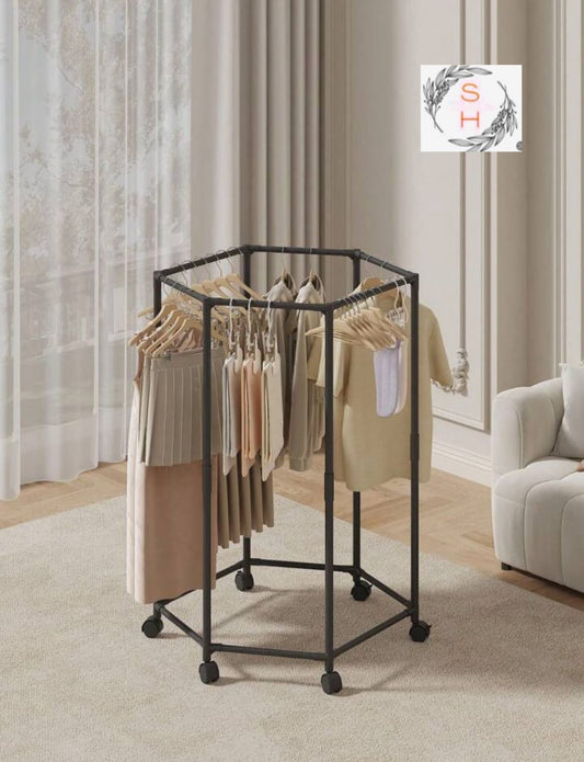 Rotating Clothes Hanger