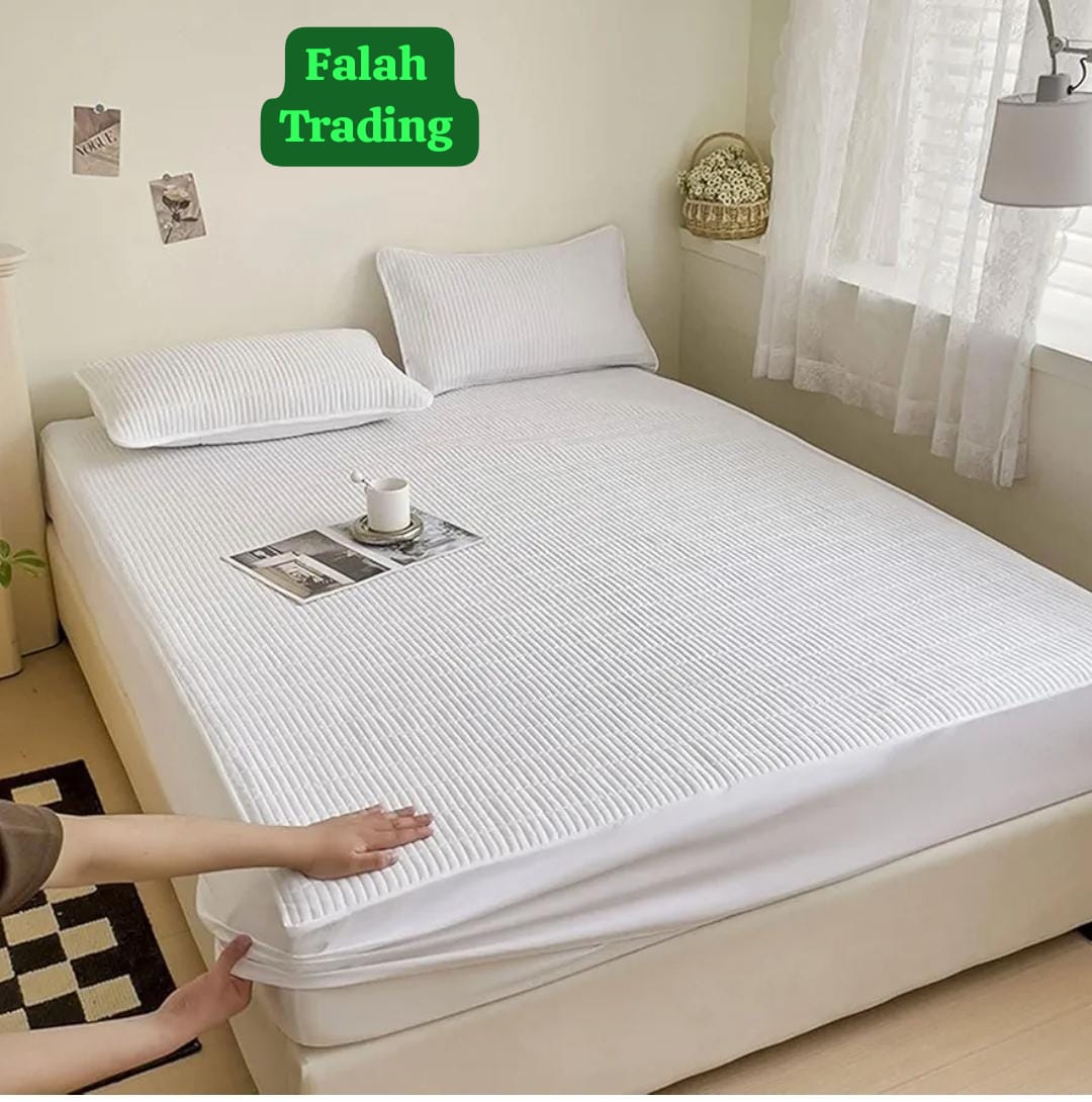 Waterproof Mattress Protector For Bed With Breathable Comfort