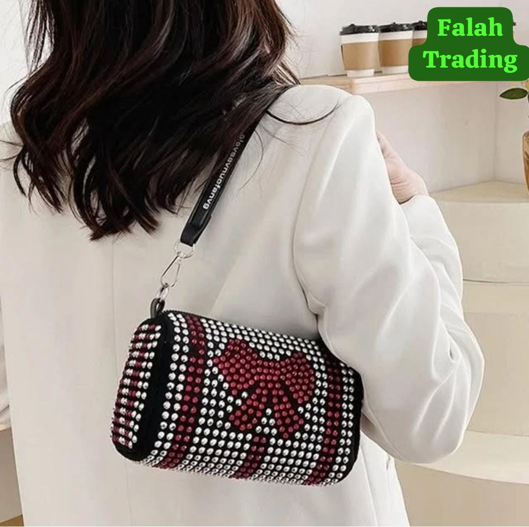 Compact Lightweight Small Shoulder Bag For Everyday Commute